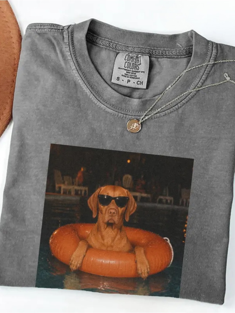 Comfort Colors Men's Pepper Graphic Swim Tee - Gray with Orange Print